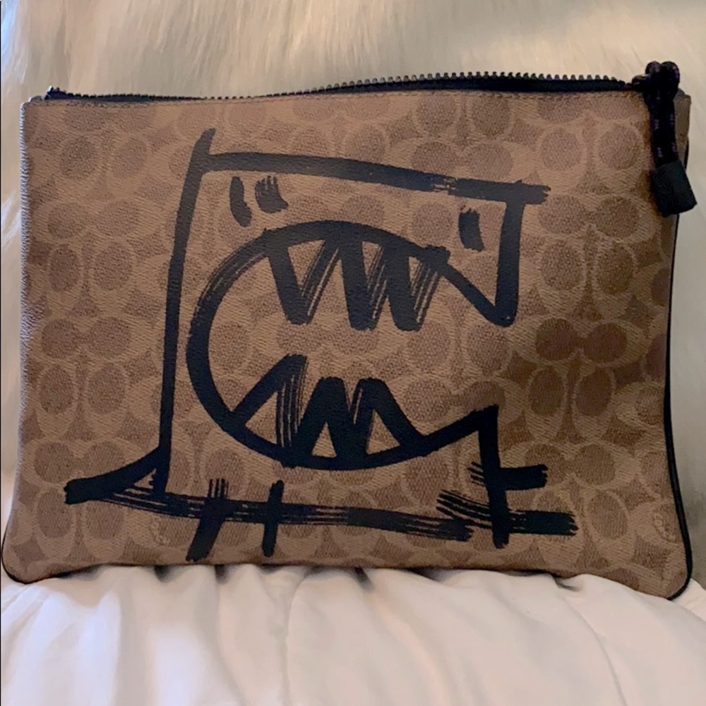 Coach Pouch